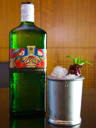 <p>We were thrilled when we heard about Gordon's and Temperley's<a href="http://www.gordons-gin.co.uk/temperley/ten-green-bottles" target="_blank"> Ten Green Bottles limited edition collection</a>, two of our favourite things coming together. This concoction tops it off nicely.<br /><br /><strong>Ingredients:</strong><br />50ml Gordon's<br />15ml Hibiscus syrup<br />5 x Fresh mint leaf<br />20ml Fresh lemon juice<br />Garnish: Dried Hibiscus flower and mint sprig<br /> <br /><strong>Method:</strong><br />Shake all ingredients together. and strain over crushed ice – easy!</p>