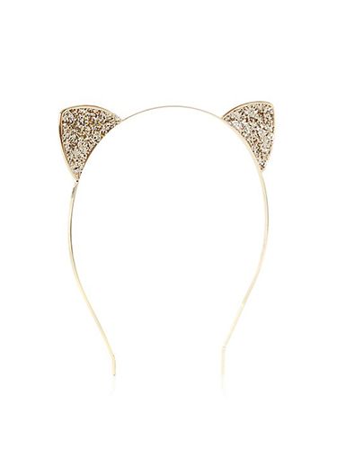 <p class="p1">We're obsessed with these glitter cat ears that are too cute for adjectives. And with cash back from a fiver, they're a major bargain too.</p>
<p class="p1">Gold Glitter Cat Ears Alice Band, £3.99, <a href="http://www.newlook.com/shop/womens/jewellery-and-hair-accessories/gold-glitter-cat-ears-alice-band_294788693%20%20" target="_blank">newlook.com</a></p>
<p class="p1"><a href="http://www.cosmopolitan.co.uk/fashion/shopping/cheap-christmas-party-dresses" target="_blank">PARTY DRESSES FOR £25 OR LESS</a></p>
<p class="p1"><a href="http://www.cosmopolitan.co.uk/fashion/shopping/christmas-party-accessories-jewellery-bags" target="_blank">PARTY JEWELLERY TO COVET</a></p>
<p class="p1"><a href="http://www.cosmopolitan.co.uk/fashion/shopping/christmas-party-high-heel-shoes" target="_blank">THE BEST PARTY HIGH HEELS</a></p>