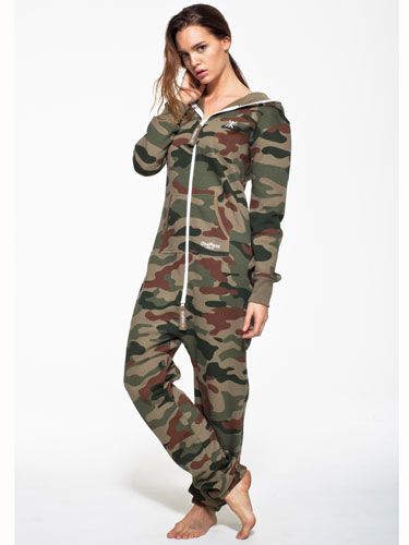 <p>This luxury adult <a href="http://www.onepiece.co.uk/en-gb/" target="_blank">OnePiece® Camouflage Onesie</a> is made from super soft premium cotton and looks great on men and women. Our Camouflage Onesie is a firm favourite and many celebrities have been snapped wearing this sporty onesie jumpsuit. Made famous by Mario Balotelli, Avril Lavigne and Kylie Jenner.</p>