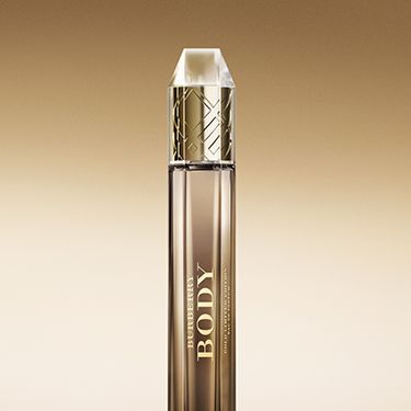 <p class="p1"><strong>I say:</strong> "I was originally quite sceptical about this scent when I saw that it had top notes of Green Absinthe, Peach and Freesia – not a combination that I thought would work. But once the fragrance had settled, the woody base notes shone through and left a sensual, warm and elegant fragrance. Word of warning, if you're not into musk then you certainly won't be into this fragrance."</p>
<p class="p1"><strong>My guy friend said:</strong> "I do like this fragrance, although it seems very mature, like something your mum might wear to a formal ball." He also then added "but you smell fine before you sprayed it on". Right then. </p>
<p class="p1"><strong>My girl friend said:</strong> "It's very musky, like something my nan would have worn. I like it but probably wouldn't wear it personally."</p>
<p class="p1">Burberry Body Gold Limited Edition eau de parfum, £55, <a href="http://www.selfridges.com/en/Beauty/Burberry-Body-Gold-Limited-Edition-eau-de-parfum_207-76037517-BODYGOLD/" target="_blank">selfridges.com</a></p>
<p class="p1"><a href="http://www.cosmopolitan.co.uk/beauty-hair/news/trends/beauty-products/august-beauty-lab-buys" target="_blank">BEAUTY BUY OF THE DAY</a></p>
<p class="p1"><a href="http://www.cosmopolitan.co.uk/beauty-hair/news/trends/celebrity-beauty/celebrity-party-make-up-ideas" target="_blank">PARTY MAKE-UP INSPIRATION</a></p>
<p class="p1"><a href="http://www.cosmopolitan.co.uk/beauty-hair/news/trends/celebrity-beauty/celebrity-party-make-up-ideas" target="_blank">FEARNE COTTON'S BOB IS BACK</a></p>