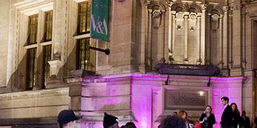 <p>Breakdancing at the entrance to one of Britain's grandest museums and the home to the Cosmo Ultimate Women Awards, the V&A? Casual</p>
