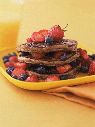 <p>Spelt is a grain that's easier to digest than others and is great for people who suffer from digestive issues like bloating and IBS. It is not, however, gluten-free, so these pancakes aren't recommended for coeliacs.</p>
<p><strong>Ingredients:</strong></p>
<p>100g Spelt flour (or wholemeal)</p>
<p>1tbsp of extra virgin coconut oil, plus a little extra for cooking</p>
<p>1 egg</p>
<p>8tbsp of skimmed milk (or 6tbsp if you want thicker, American-style pancakes).</p>
<p>4tbsp natural yogurt</p>
<p><strong>Method:</strong></p>
<p>Whisk the flour, oil, egg, milk and yogurt to a smooth batter.</p>
<p>Heat a pan on a high heat with half a teaspoon of coconut oil.</p>
<p>Gently pour half the mixture in and swirl it around so it thins out.</p>
<p>Cook on each side for around two minutes or until lightly golden.</p>
<p><strong>Topping:</strong></p>
<p>100g of blueberries</p>
<p>2tbsp of water</p>
<p>2tbsp of Agave nectar or honey</p>
<p>Add to a pan and gently reduce down until thickened. Pour over the pancakes and serve.</p>
<p><a title="GET A FLAT STOMACH BY NEXT WEEK" href="http://www.cosmopolitan.co.uk/diet-fitness/diets/7-day-flat-stomach-diet" target="_blank">GET A FLAT STOMACH BY NEXT WEEK</a></p>
<p><a title="WHY EGGS ARE GOOD FOR YOU" href="http://www.cosmopolitan.co.uk/diet-fitness/diets/why-eggs-are-good-for-you" target="_blank">WHY EGGS ARE GOOD FOR YOU</a></p>
<p><a title="MORE HEALTHY EATING ADVICE HERE" href="http://www.cosmopolitan.co.uk/diet-fitness/diets/" target="_blank">MORE HEALTHY EATING ADVICE HERE</a></p>