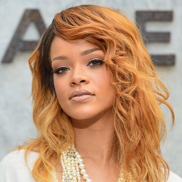 <p>Monochrome makeup is a big trend right now and Rihanna demonstrates it can be super sexy too by keeping her eyes, cheeks and lips neutral. <br /> <br />Get the look with the Hourglass Femme Nude Lip Stylos (£22, Space NK), six creamy crayons in stunning nude shades.</p>
