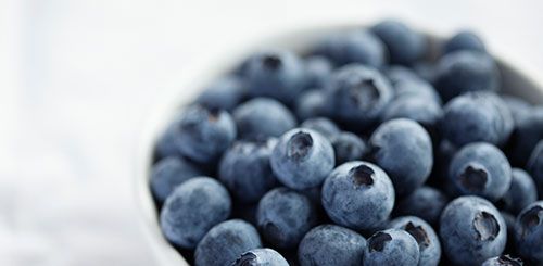 <p><strong>Natasha says:</strong> "The anti-oxidants in blueberries help with premature ageing of the skin". They fight free radicals which attack your skin.</p><p><strong>Try eating:</strong> Organic blueberries. According to the Environmental Working Group, blueberries fall under foods that store pesticides more than others so eating organic will maximise their value.</p><p><a href="http://www.cosmopolitan.co.uk/diet-fitness/diets/10-best-weight-loss-tips" target="_blank">GOLDEN WEIGHT LOSS RULES</a></p><p><a href="http://www.cosmopolitan.co.uk/diet-fitness/diets/health-benefits-of-protein" target="_blank">WHY YOU SHOULD EAT MORE PROTEIN</a></p><p><a href="http://www.cosmopolitan.co.uk/diet-fitness/diets/easy-ways-to-reduce-your-sugar-intake" target="_blank">SAY GOODBYE TO SUGAR</a></p>