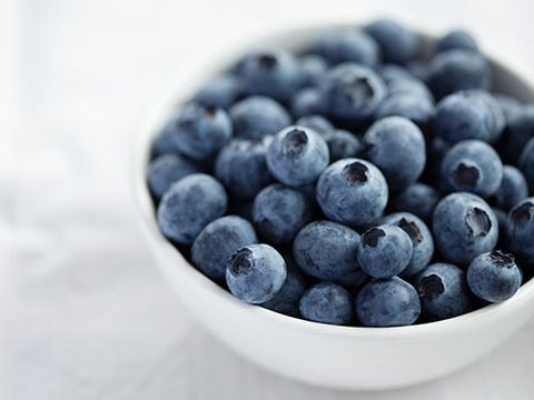 <p><strong>Natasha says:</strong> "The anti-oxidants in blueberries help with premature ageing of the skin". They fight free radicals which attack your skin.</p><p><strong>Try eating:</strong> Organic blueberries. According to the Environmental Working Group, blueberries fall under foods that store pesticides more than others so eating organic will maximise their value.</p><p><a href="http://www.cosmopolitan.co.uk/diet-fitness/diets/10-best-weight-loss-tips" target="_blank">GOLDEN WEIGHT LOSS RULES</a></p><p><a href="http://www.cosmopolitan.co.uk/diet-fitness/diets/health-benefits-of-protein" target="_blank">WHY YOU SHOULD EAT MORE PROTEIN</a></p><p><a href="http://www.cosmopolitan.co.uk/diet-fitness/diets/easy-ways-to-reduce-your-sugar-intake" target="_blank">SAY GOODBYE TO SUGAR</a></p>