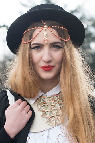 <p>Fashion Blogger Elisa Baudoin dresses her tresses with an Indian-inspired tikka headpiece from ASOS. The exaggerated eyeliner and bold red lippy offset it a treat.</p>
<p><a href="http://www.cosmopolitan.co.uk/beauty-hair/news/trends/hair-makeup-trends-autumn-winter-2014" target="_self">BIG BEAUTY TRENDS FROM PARIS FASHION WEEK</a></p>
<p><a href="http://www.cosmopolitan.co.uk/beauty-hair/news/trends/celebrity-frow-hair-fashion-week" target="_self">FRONT ROW HAIRSTYLES - FASHION WEEK AW14</a></p>
<p><a href="http://www.cosmopolitan.co.uk/beauty-hair/news/trends/celebrity-beauty/celebrity-nail-art-manicures" target="_self">CELEBRITY NAIL ART MANICURE PICTURES</a></p>