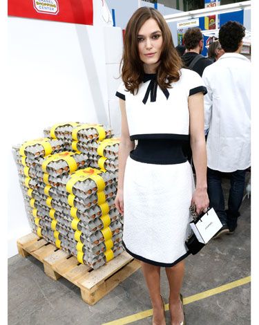 <p>Er, HELLO Keira Knightley looking ever so ladylike and lovely at the Chanel show! Wearing a cute vintage-style monochrome Chanel dress (that matches her goody bag) and pointy metallic pumps, we DEMAND a high street version of this look be made IMMEDIATELY.</p>
<p><a href="http://www.cosmopolitan.co.uk/fashion/news/cara-delevingne-chanel-supermarket-aw14" target="_blank">CARA DELEVINGNE WALKS AT CHANEL, DOES THE WEEKLY SHOP</a></p>
<p><a href="http://www.cosmopolitan.co.uk/fashion/news/london-fashion-week-street-style-aw14" target="_blank">LONDON FASHION WEEK STREET STYLE</a></p>
<p><a href="http://www.cosmopolitan.co.uk/fashion/news/new-york-fashion-week-street-style-aw14" target="_blank">NEW YORK FASHION WEEK STREET STYLE</a></p>