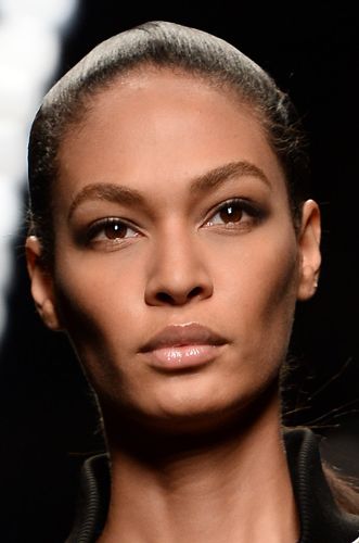 <p><strong>The look:</strong> Minimal modern up-dos by hair stylist Sam McKnight, and smoky eyes and cheeks created with highlighting and shading. Makeup artist Peter Philips used lots of dark taupe for beautiful sultry shadows. <br /><strong></strong></p>
<p><strong>The products:</strong> Hair: Sebastian Spritz Forte hairspray. Eyes: Matte Eye Shadow in Number 165 and 17. Lips: Clear Super Lip Gloss. All Make Up For Ever</p>