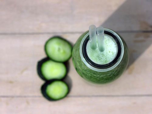 <p><strong>Ingredients</strong><br />½ x cucumber<br />1 x thumb sized piece of ginger<br />1 x juice of a lemon<br />4 x mint leaves<br />1 x handful of spinach<br />2 x cubes of ice</p>
<p><strong>Method</strong><br />1. Place all ingredients in a blender.<br />2. Blitz for 3 minutes.</p>
<p> </p>
<p><a href="http://www.cosmopolitan.co.uk/diet-fitness/diets/food-at-fashion-week" target="_blank">MODELS DO EAT: BACKSTAGE FOOD AT LFW</a></p>
<p><a href="http://www.cosmopolitan.co.uk/diet-fitness/diets/how-to-eat-healthy" target="_blank">7 STEPS TO A HEALTHIER DIET </a></p>
<p><a href="http://www.cosmopolitan.co.uk/diet-fitness/diets/superfood-smoothie-ingredients-to-boost-health" target="_blank">7 SUPERFOOD SMOOTHIE INGREDIENTS</a></p>