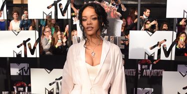 <p> </p>
<p><a href="http://www.cosmopolitan.co.uk/fashion/celebrity/coachella-festival-2014-celebrities" target="_blank">CELEBRITIES AT COACHELLA FESTIVAL 2014</a></p>
<p><a href="http://www.cosmopolitan.co.uk/fashion/shopping/10-forever-pieces-you-need-in-your-wardrobe" target="_blank">THE FOREVER PIECES YOUR WARDROBE NEEDS</a></p>
<p><a href="http://www.cosmopolitan.co.uk/fashion/shopping/autumn-winter-fashion-2014-trends-to-buy-now" target="_blank">10 AUTUMN/WINTER 2014 TRENDS TO BUY NOW</a></p>