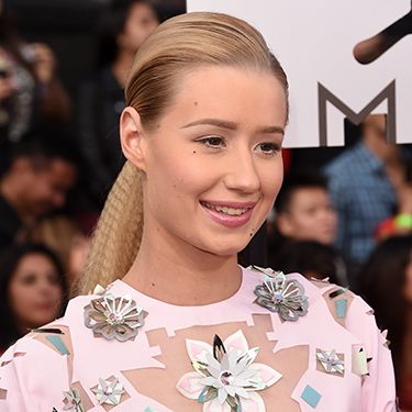 <p>The 90s look is back and that means crimpers are cool again; we love how Iggy has used hers to amp up her ponytail. </p>
<p><a href="http://www.cosmopolitan.co.uk/fashion/celebrity/MTV-Movie-Awards-2014-rihanna-rita-ora-red-carpet" target="_blank">MTV MOVIE AWARDS 2014: RED CARPET LOOKS</a></p>
<p><a href="http://www.google.co.uk/url?sa=t&rct=j&q=&esrc=s&source=web&cd=6&cad=rja&uact=8&ved=0CEoQFjAF&url=http%3A%2F%2Fwww.cosmopolitan.co.uk%2Fcelebs%2Fentertainment%2Foscars-2014-red-carpet-arrivals-live-stream&ei=-ARMU6rsEdSV7AbJ24GIDQ&usg=AFQjCNHAjMIOQ_R-jxQVHnzYzfGtg-NJAQ&bvm=bv.64542518,d.d2k" target="_blank">OSCARS 2014 RED CARPET LIVE</a></p>
<p><a href="http://www.google.co.uk/url?sa=t&rct=j&q=&esrc=s&source=web&cd=9&cad=rja&uact=8&ved=0CF8QFjAI&url=http%3A%2F%2Fwww.cosmopolitan.co.uk%2Fbeauty-hair%2Fnews%2Ftrends%2Fcelebrity-beauty%2Fcelebrity-beauty-prep-baftas-2014&ei=-ARMU6rsEdSV7AbJ24GIDQ&usg=AFQjCNHaJzJcqXXOCWwO26B2vH1h_C4bqw&bvm=bv.64542518,d.d2k" target="_blank">THE EXTENSIVE PRE-BAFTAS BEAUTY PREP</a></p>