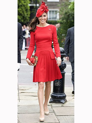 <p>Kate Middleton looked ravishing in red at the Diamond Jubilee pageant on the Thames during the Jubilee bank holiday weekend. The scarlet pleated McQueen dress was teamed with a matching hat, complete with a feather, and nude shoes (obvs! KMiddy loves them). GORGEOUS!</p>