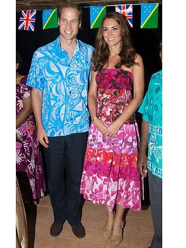 <p>Kate Middleton headed out on her Singapore travels AGAIN - blimey, we can only imagine her luggage allowance on this trip! The loved-up pair attended a reception and dinner hosted by the Governor General at his residence - ooh err, what would one wear to an event like that, eh? KMiddy went for a dress purchased locally on her travels, and doesn't she look totally tropical?<br /><br /></p>