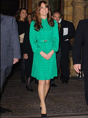 <p>Kate Middleton made us all green with envy last night as she opened the Natural History Museum in London. Wearing one of her old favourite Mulberry dresses (well it is gorgeous!) Kate looked both elegant and classic. Paired with her black stilettos and a fabulous new hair do, KMiddy looked ready to rock!</p>