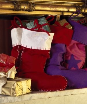 Textile, Red, Purple, Carmine, Maroon, Home accessories, Velvet, Present, 