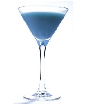 Liquid, Fluid, Glass, Drinkware, Stemware, Drink, Tableware, Cocktail, Alcoholic beverage, Aqua, 