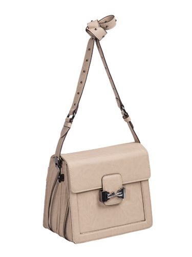 Brown, Product, Bag, Style, Luggage and bags, Fashion accessory, Shoulder bag, Tan, Strap, Fashion, 