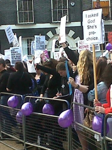 People, Protest, Purple, Crowd, Public event, Violet, Flag, Rebellion, Banner, Social work, 
