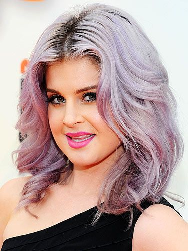 Kelly Osbourne Debuts Violet Hair