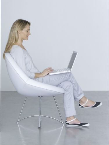 Product, Sitting, Comfort, Beauty, Laptop, Personal computer, Computer, Blond, Lap, Output device, 