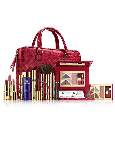 Bag, Red, Luggage and bags, Shoulder bag, Maroon, Material property, Coquelicot, Tote bag, Handbag, Strap, 