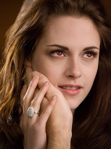 How to: get the Bella Swan beauty look