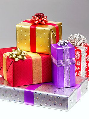 Red, Gift wrapping, Magenta, Present, Purple, Lavender, Ribbon, Violet, Rectangle, Christmas, 