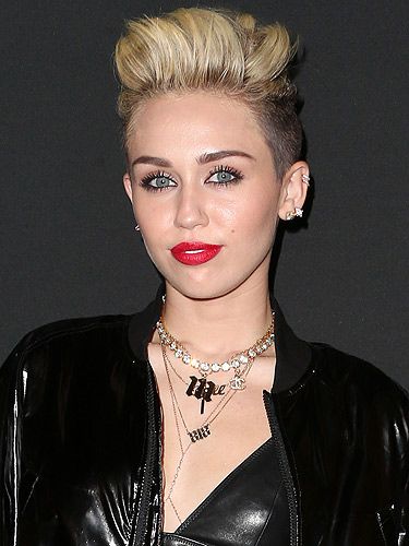 Miley Cyrus: “Alcohol is way more dangerous than marijuana”