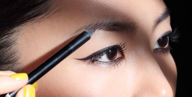 The one-minute eyebrow trick that’ll change your face