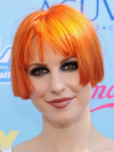 Hayley Williams debuts super short hair :: See her hair cut at the Teen ...