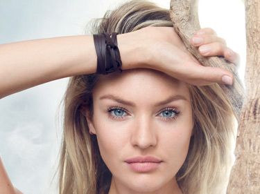Victoria's Secret Partners With Max Factor