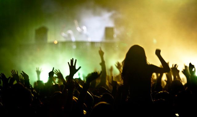 People, Crowd, Event, Green, Entertainment, Social group, Performing arts, Rock concert, Audience, Performance, 