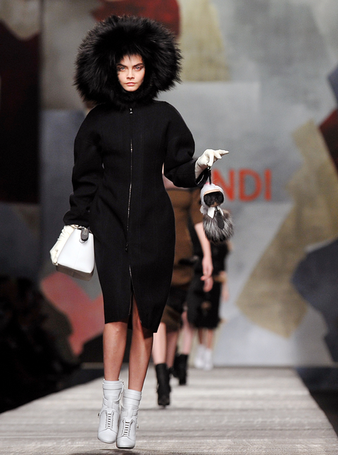 Cara Delevingne walks at Fendi :: Milan Fashion Week news