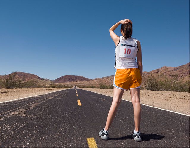 Road, Asphalt, Road surface, Human leg, Infrastructure, Highway, Elbow, Shorts, Sleeveless shirt, Knee, 