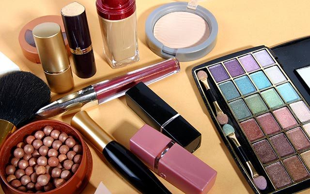 Brown, Purple, Lipstick, Pink, Cosmetics, Tints and shades, Magenta, Lavender, Violet, Eye shadow, 