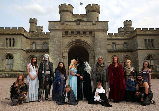 Social group, Middle ages, History, Medieval architecture, Costume, Castle, Arch, Victorian fashion, Costume design, Vintage clothing, 