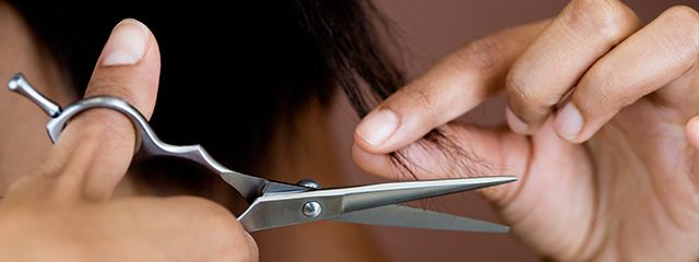 What Are The Signs That Your Hair Shears Need A Sharpen - Scissor