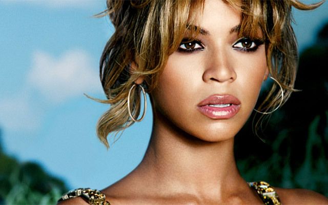 Beyonce's makeup artist reveals how to get a glowing 