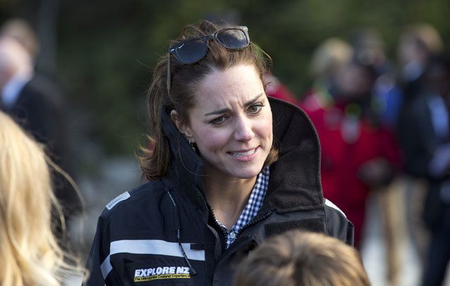 Kate Middleton In New Zealand 6 Pictures Crying Out For Hilarious Captions