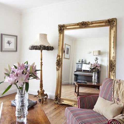 6 Clever Ways To Use Mirrors To Make Your Home Feel Bigger