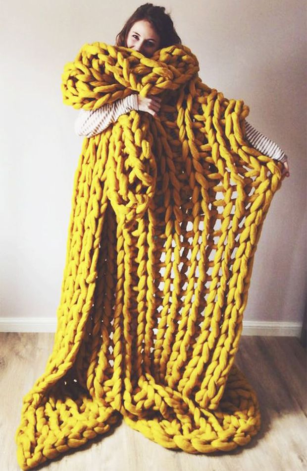 Yellow, Textile, Woolen, Wool, Long hair, Knitting, Wrap, Shawl, Thread, Costume design, 