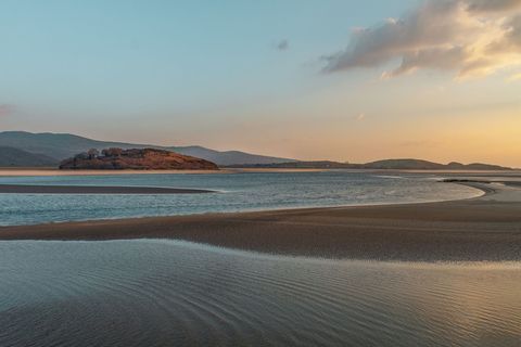 Ynys Giftan Island, Gwynedd - Strutt & Parker - low tide
