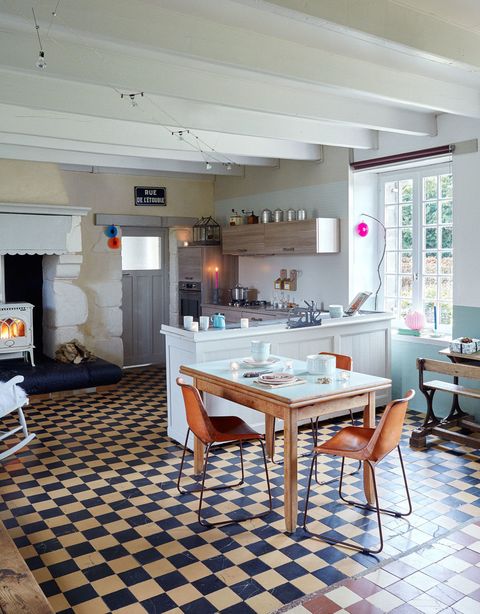 cottage kitchen