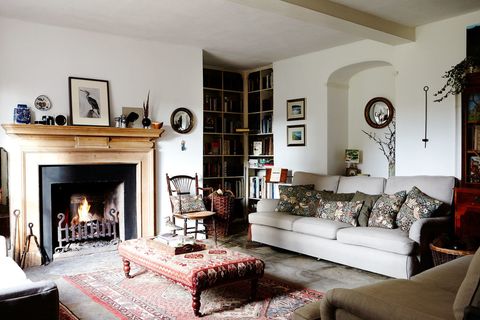 cottage living room