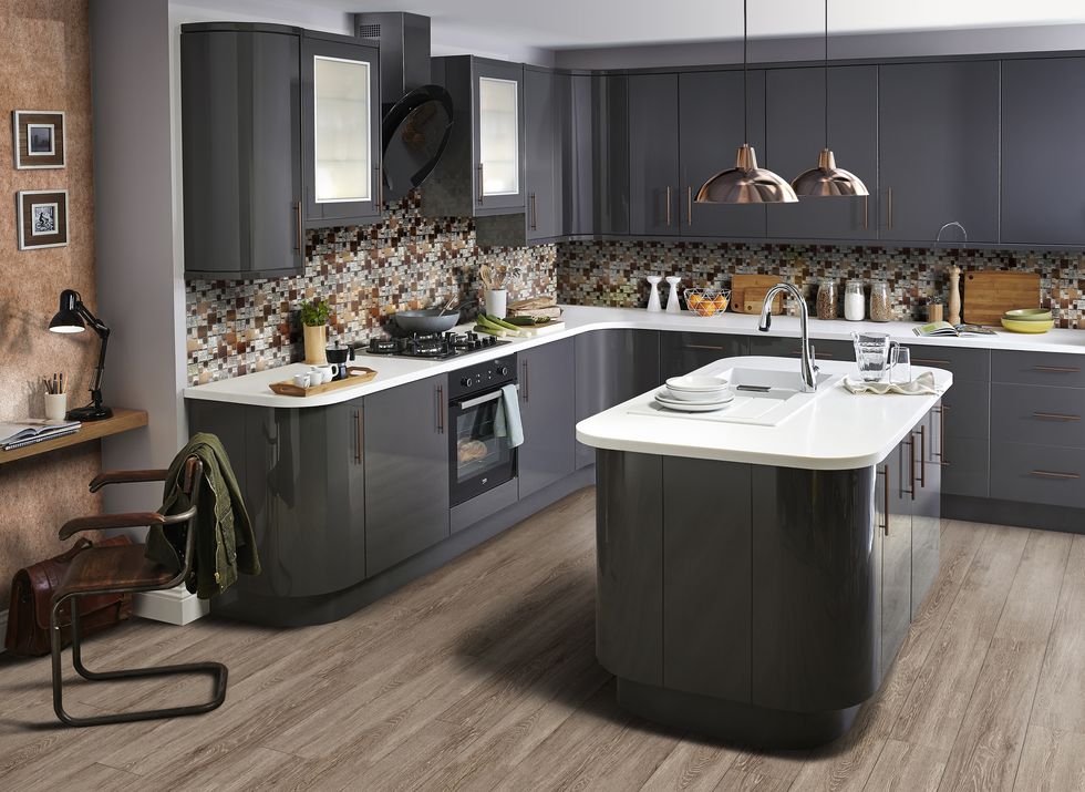 A new kitchen trends report from B&Q, in partnership with Pinterest - metallic touches/accents kitchen