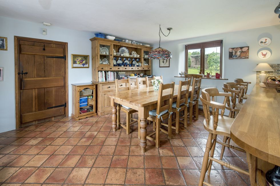 Combe Florey - Taunton - Somerset - cottage - kitchen - OnTheMarket.com