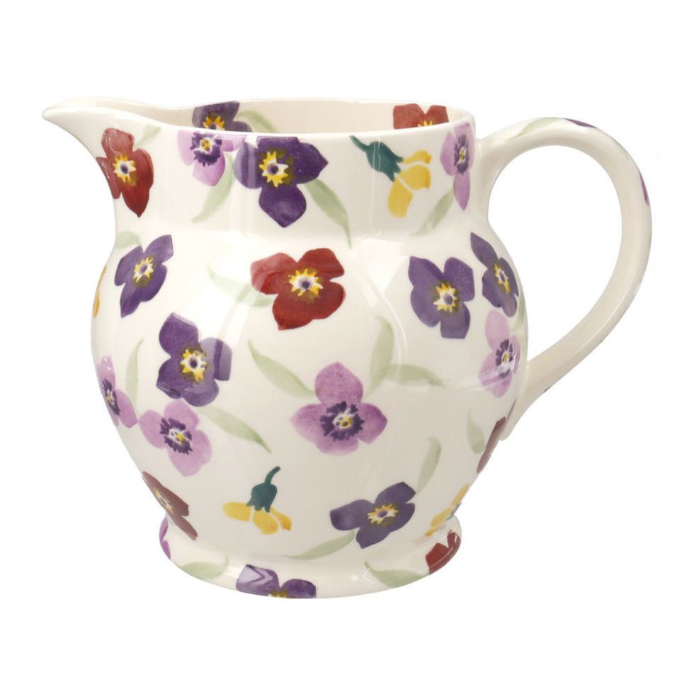 <p>It's sort of an unofficial rule at&nbsp;<em data-redactor-tag="em">Country Living</em>&nbsp;that we must all adore Emma Bridgewater. Thankfully I do. Not just&nbsp;for her bold patterns or generous bowl sizes, but because items are still made by&nbsp;hand, the company is still family-run and&nbsp;the factory is still based in Stoke-on-Trent – the historical home of British pottery.</p><p> <a href="http://www.emmabridgewater.co.uk/invt/1wal010032" target="_blank" data-tracking-id="recirc-text-link"><strong data-redactor-tag="strong" data-verified="redactor">BUY NOW: £49.95, emmabridgewater.co.uk</strong></a></p>