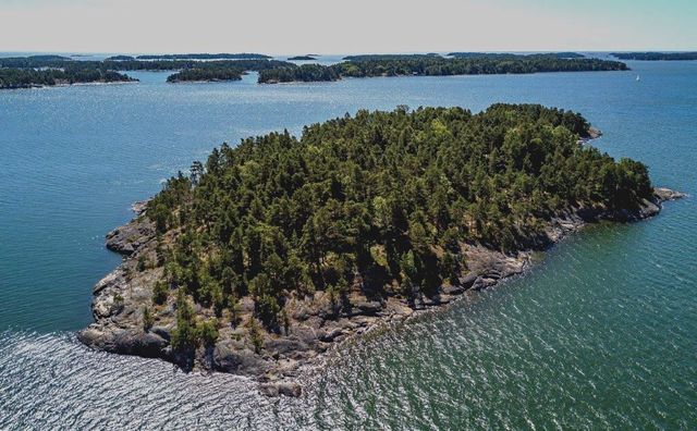 supershe island - Finland