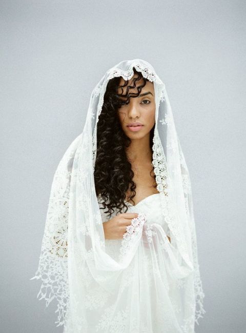 <p>When it comes to veils, minimalism is out and extravagant is in. </p><p>According to Etsy, the number of views for the more <a href="https://www.etsy.com/uk/listing/509251583/bohemian-lace-wedding-veil-mantilla" target="_blank">dramatic veils</a> have increased a whopping 213%&nbsp;since 2017. This incredible statement veil was from the Ralph &amp; Russo spring/summer 2018 collection.</p>