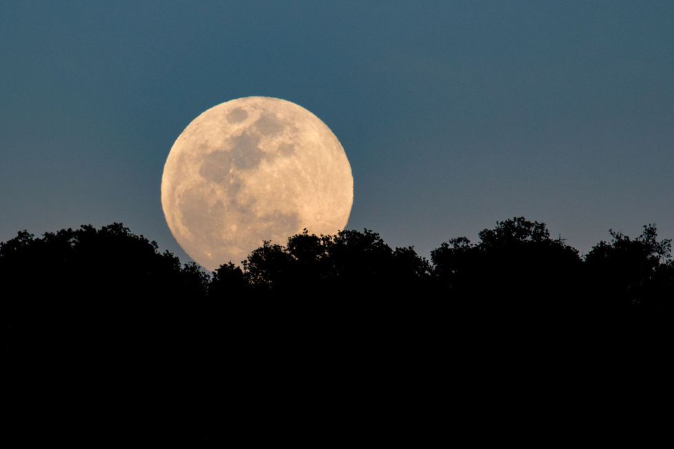 Easter double blue moon 2018 and the superstitions behind the lunar ...